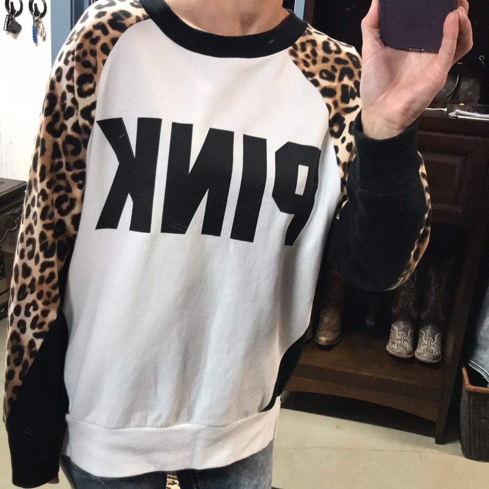 Pink Victoria’s Secret leopard long sleeve xsmall - Picture 7 of 17